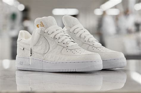 nike air force louis vuitton weiß|louis vuitton nike force 1.